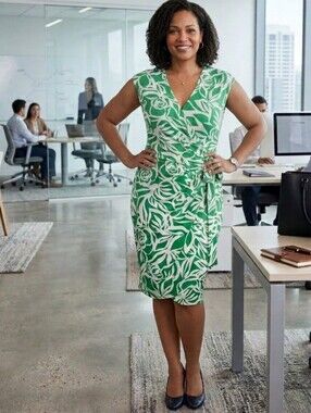 Maggy London Green & Ivory Botanical Floral True Wrap Matte Jersey Dress Size 12